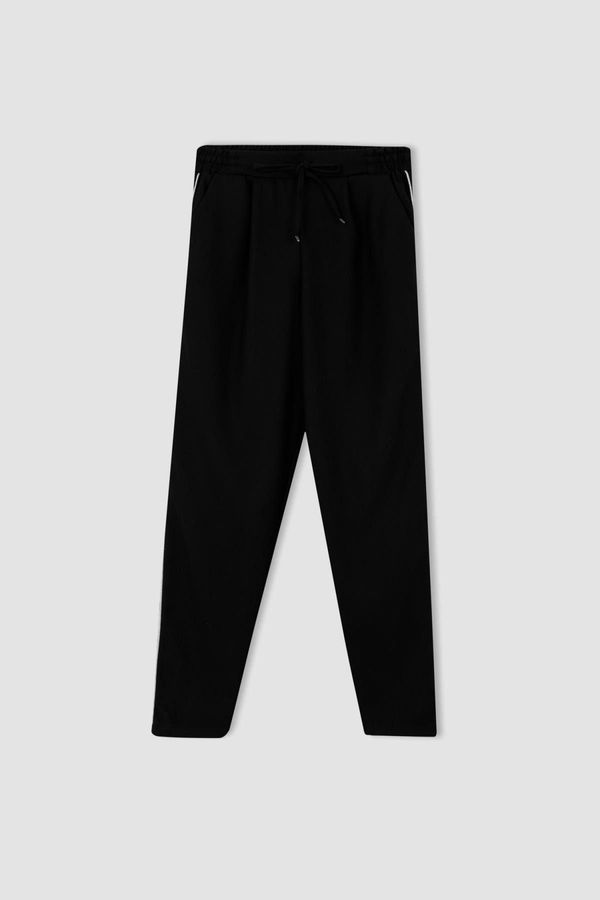 DEFACTO DEFACTO Jogger Pocket Short Leg Trousers