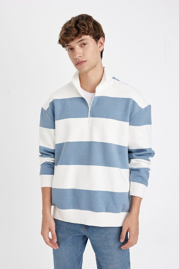 DEFACTO DEFACTO Men's Blue Boxy Fit Zippered Stand Collar Striped Sweatshirt