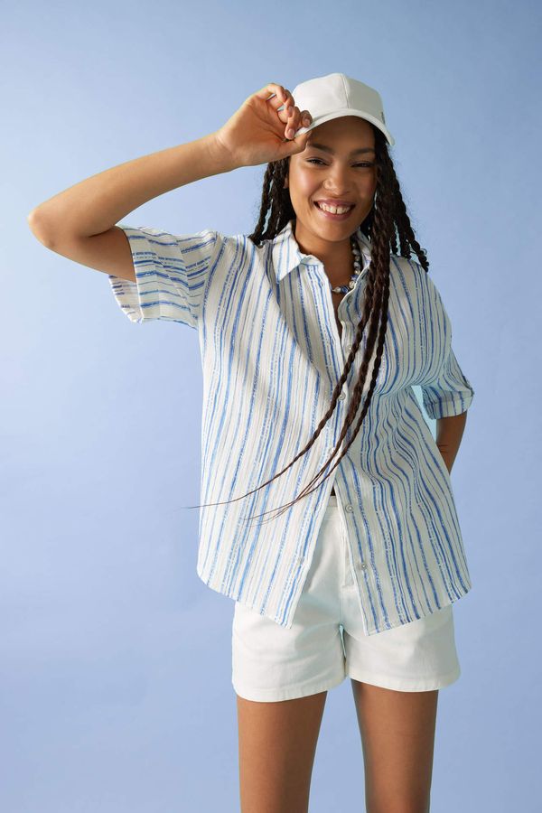 DEFACTO DEFACTO Oversize Fit Shirt Collar Printed Muslin Short Sleeve Shirt