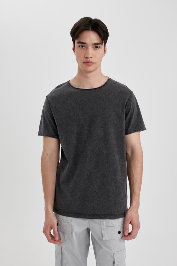 DEFACTO DEFACTO Regular Fit Crew Neck Basic Plain Short Sleeve T-Shirt