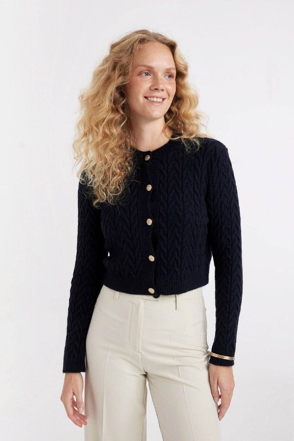 DEFACTO DEFACTO Regular Fit Crew Neck Hair Knitting Patterned Buttoned Knitwear Cardigan