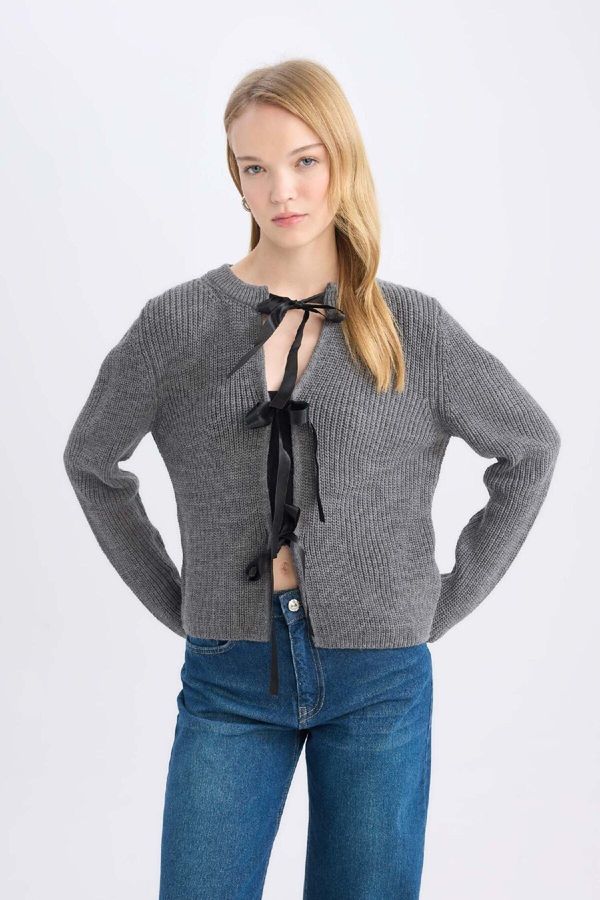 DEFACTO DEFACTO Regular Fit Crew Neck Tied Knitwear Cardigan