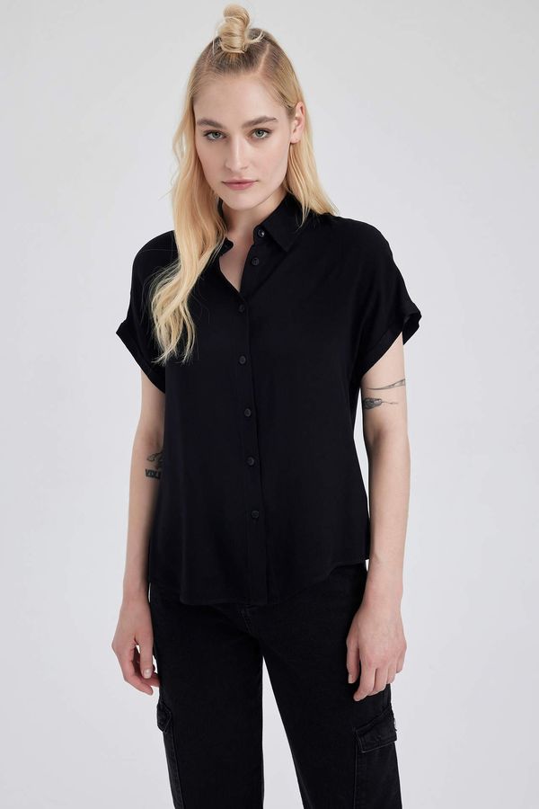 DEFACTO DEFACTO Regular Fit Shirt Collar Short Sleeve Shirt