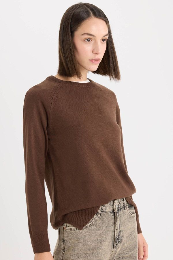 DEFACTO DEFACTO Regular Fit Soft Textured Crew Neck Basic Plain Knitwear Sweater