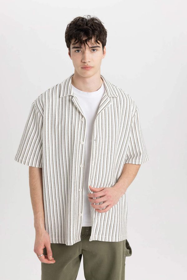 DEFACTO DEFACTO Relax Fit Striped Short Sleeve Shirt