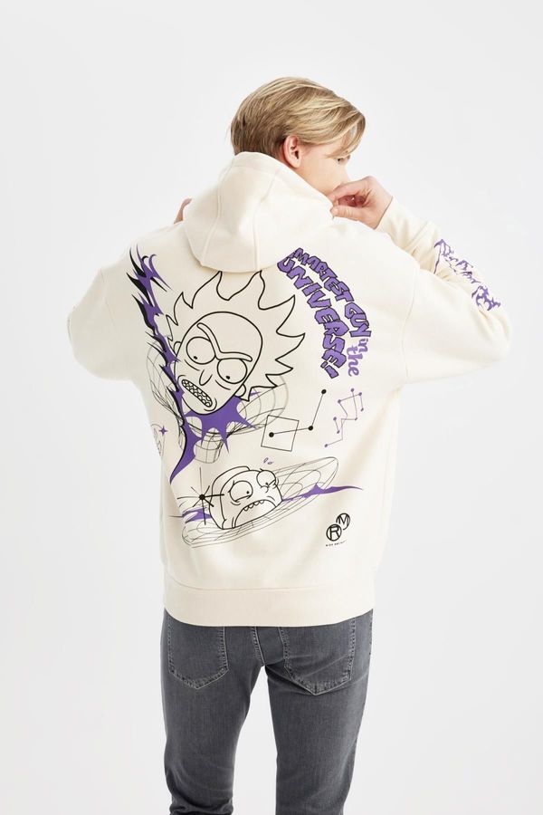 DEFACTO DEFACTO Rick And Morty Oversize Fit Hooded Back Printed Sweatshirt