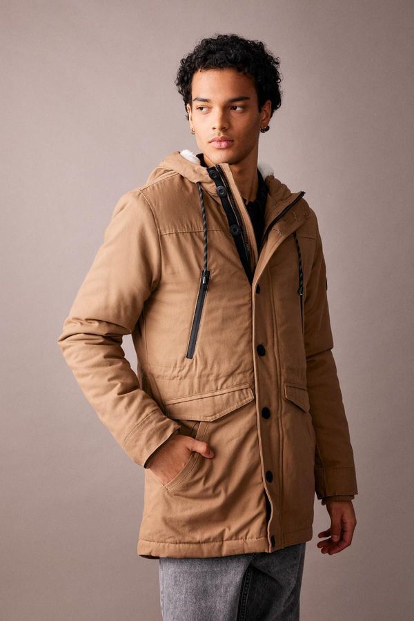 DEFACTO DEFACTO Slim Fit Hooded Plush Lining Coat Parka