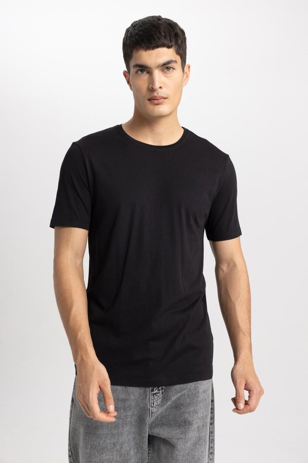 DEFACTO DEFACTO Slim Fit Slim Cut Crew Neck Short Sleeve Basic T-Shirt