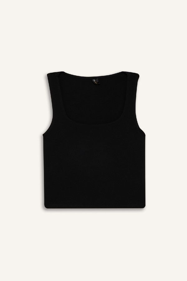 DEFACTO DEFACTO Slim Fit Slim Cut Square Neck Basic Plain Black Tank Top