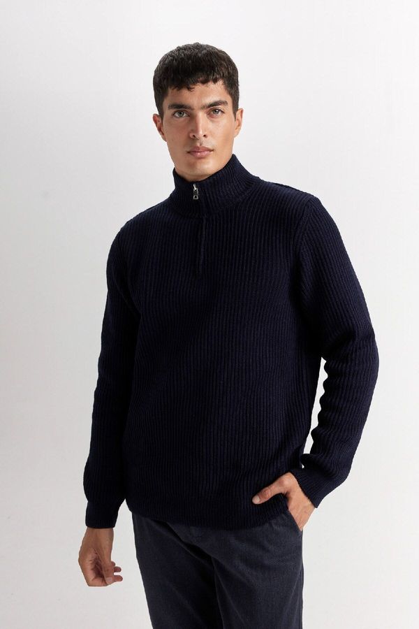 DEFACTO DEFACTO Standard Fit Regular Cut Stand Collar Zippered Basic Plain Knitwear Sweater