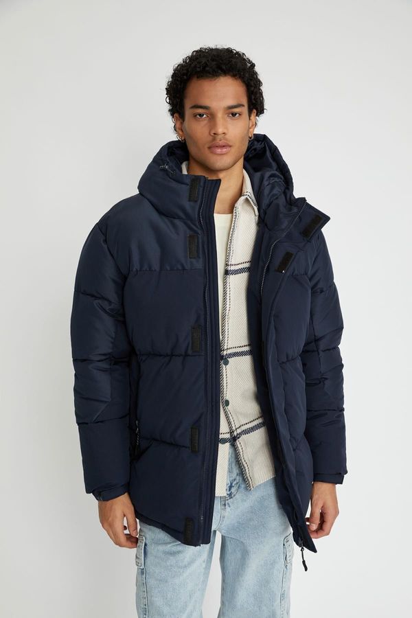 DEFACTO DEFACTO Water Repellent Regular Fit Hooded Jacket