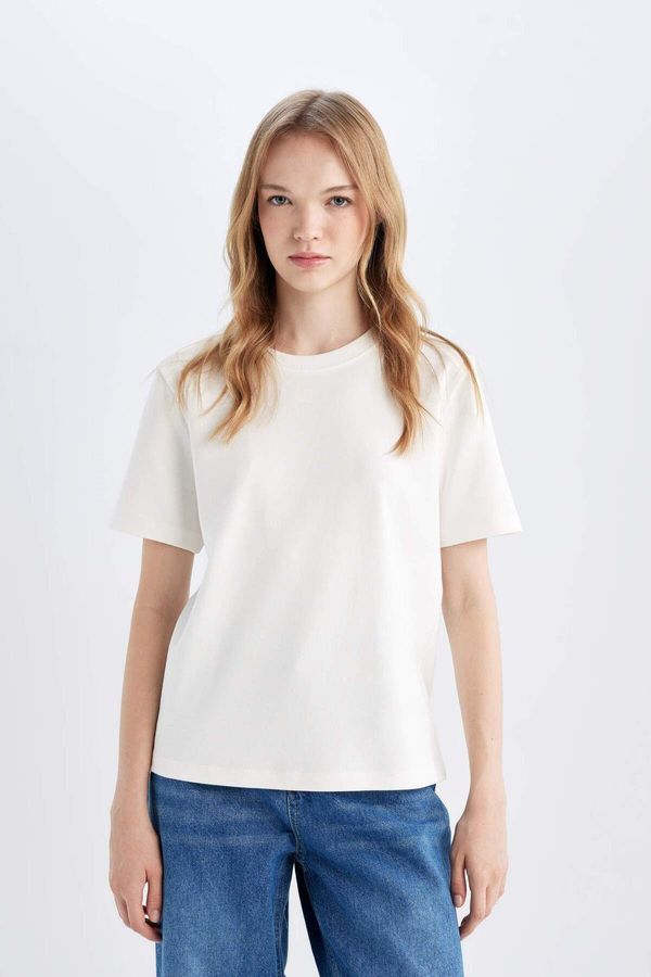 DEFACTO DEFACTO White Regular Fit Crew Neck Basic Plain Short Sleeve T-Shirt