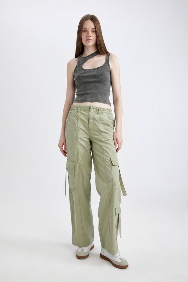 DEFACTO DEFACTO Wide Leg Cargo Pocket Normal Waist Standard Length Gabardine Trousers