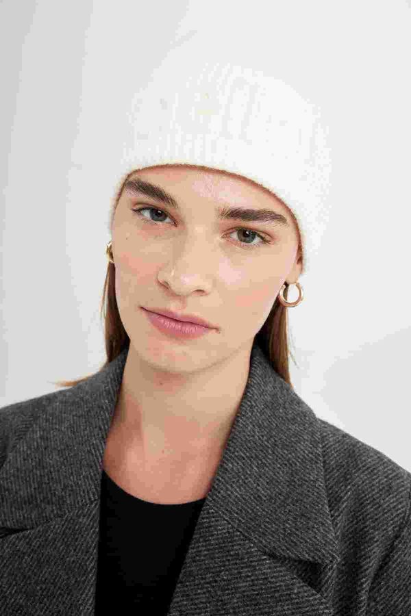 DEFACTO DEFACTO Women's Slogan Knitted Beret