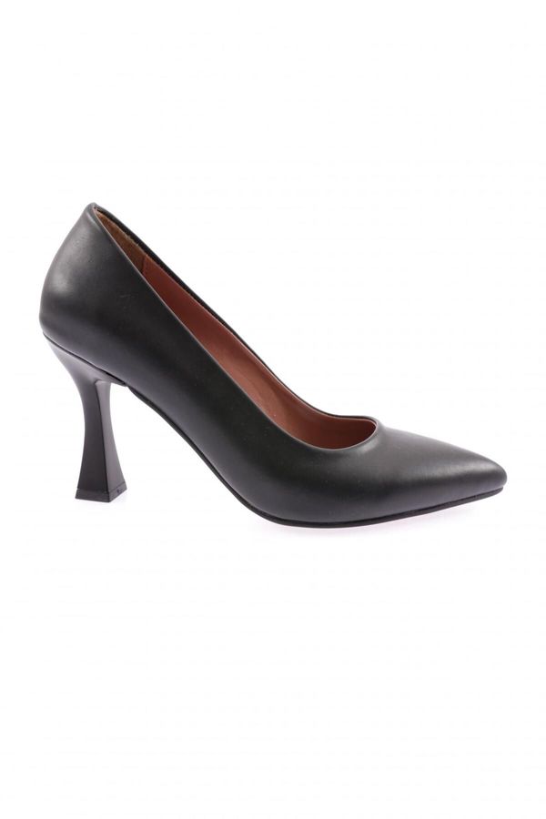 DGN DGN 0620-22Y Pointy Toe Decollete Long Heeled Shoes