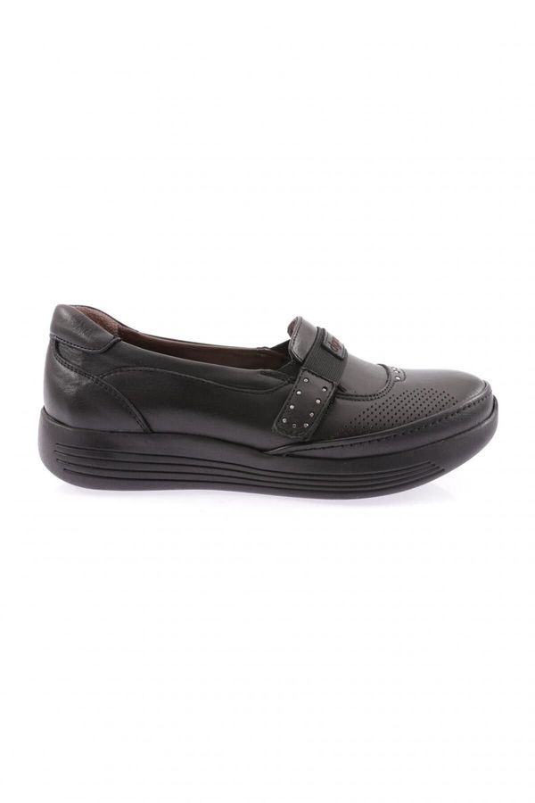 DGN DGN 1035-23y Women's Comfort Shoes with Welt Sole Velcro.