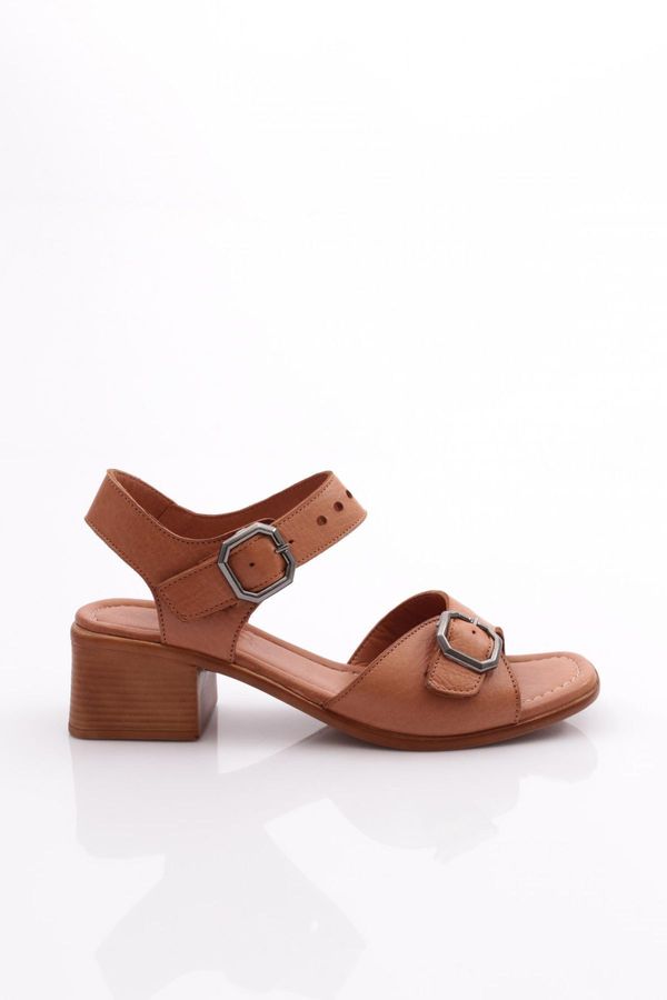 DGN DGN 1910 Women's Sandals Genuine Leather Tan