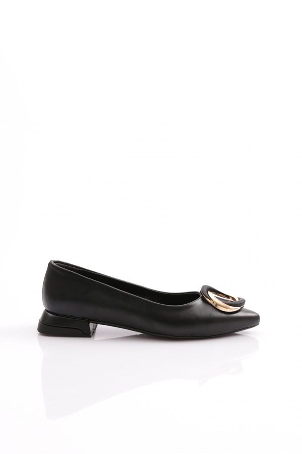 DGN DGN 2810 Women's Round Buckle Flats