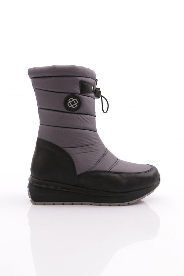 DGN DGN 4071 Women's Elasticated, In other words Zippered Boots.