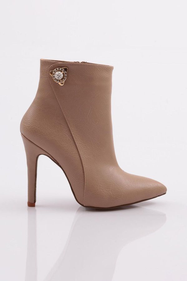 DGN DGN 4247 Women's Pearl Stone Pointed Toe Thin Heeled Boots.