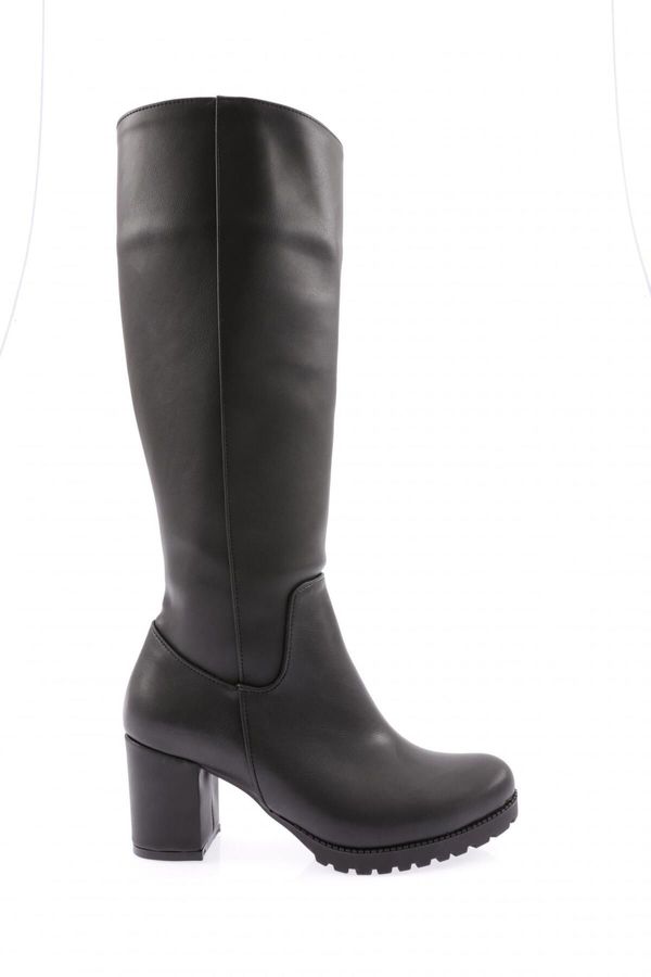 DGN DGN 5401 Women's Zippered Heeled Boots.