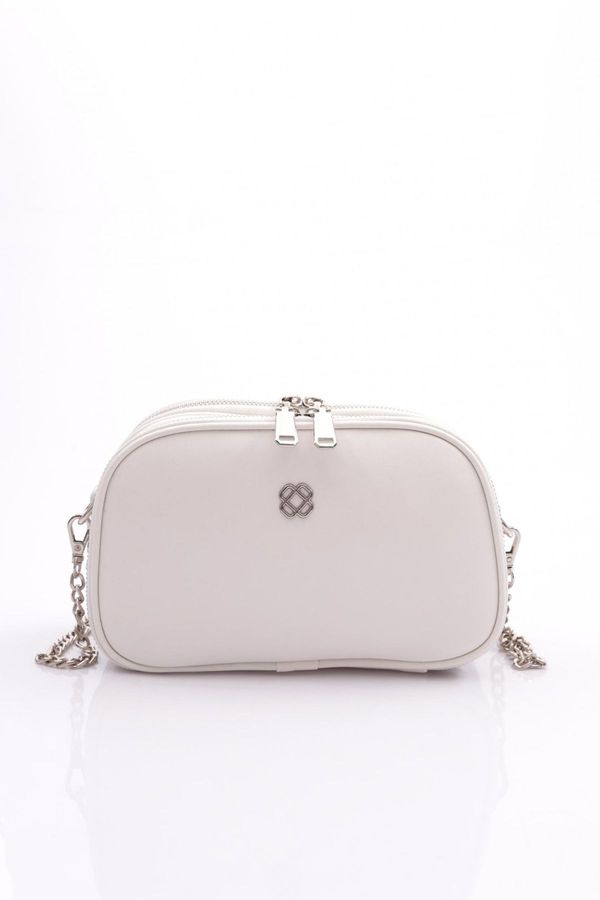 DGN DGN 601 Women's Chain Detailed Bag