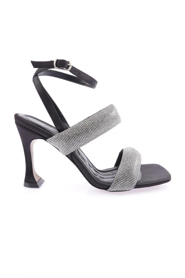 DGN DGN 8033-23Y Women's Silver Stone Band Strap On Ankle Heels