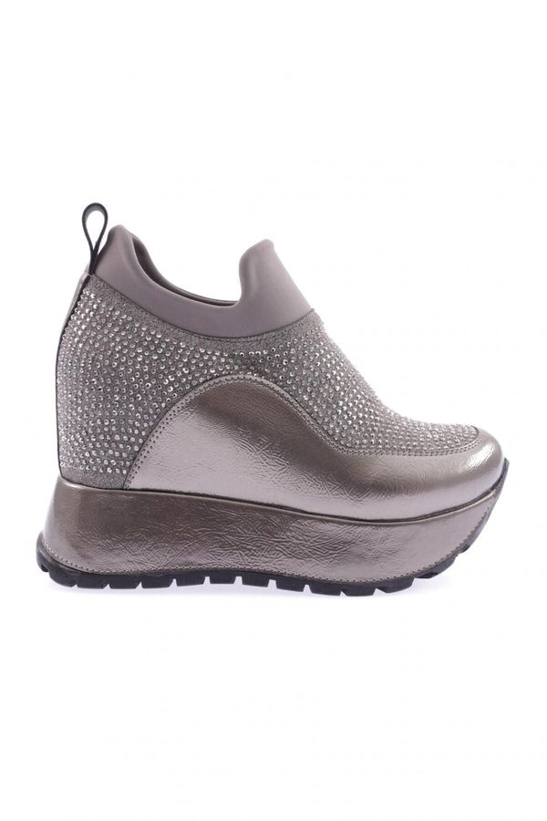 DGN DGN 927-23y Women's Mega Thick Sole Silver Stone Sneakers Sneakers.