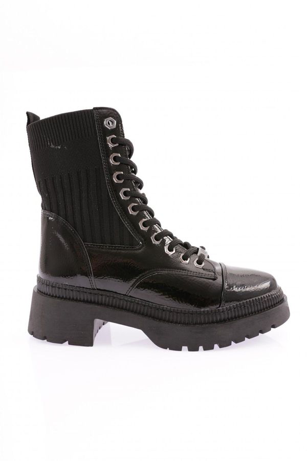 DGN DGN K9060 Women's Knitwear Detailed Lace Up Boots Black Wrinkled Patent Leather