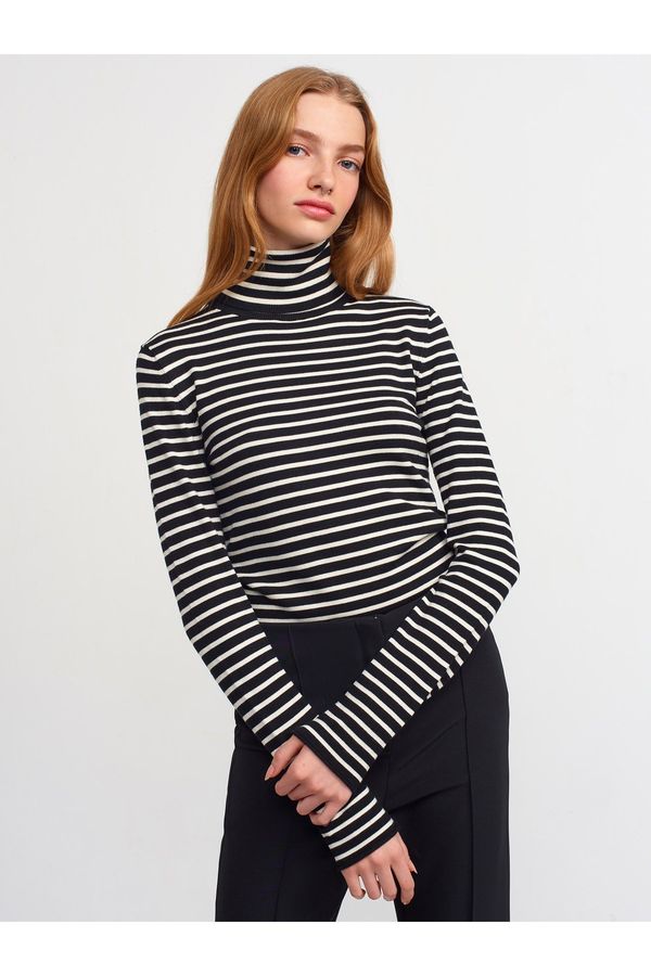 Dilvin Dilvin 10302 Turtleneck Striped Sweater-black-cream