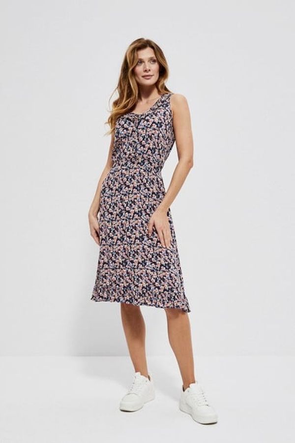 Moodo Dress with a floral motif