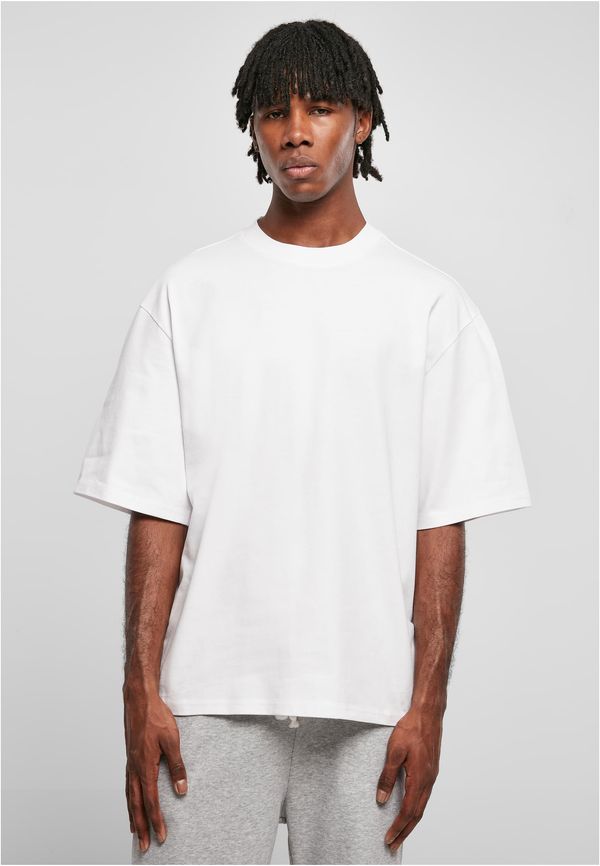 UC Men Eco-friendly T-shirt with oversized sleeves white