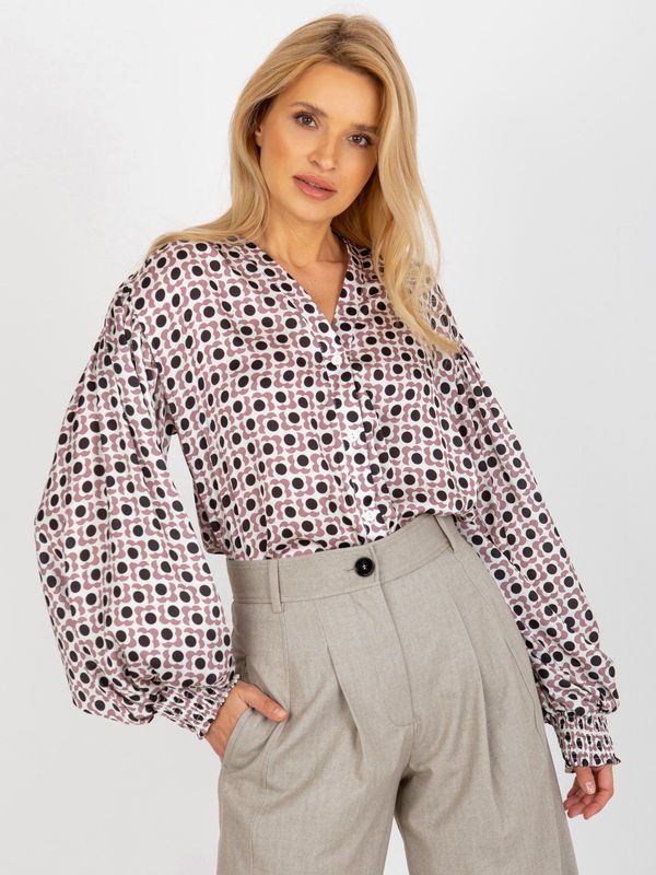 Fashionhunters Ecru-dusty pink shirt with print and wide sleeves