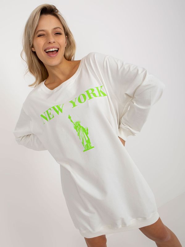 Fashionhunters Ecru-green long oversize sweatshirt with print