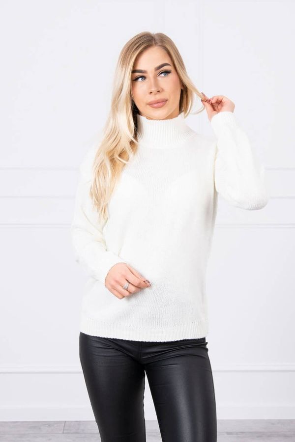 Kesi ecru sweater with high neckline