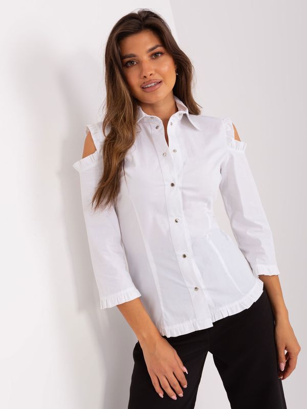 Fashionhunters Ecru women's classic shirt with collar