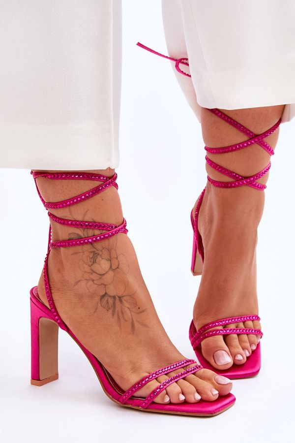 Kesi Elegant knotted sandals with Fuchsia Nessy rhinestones