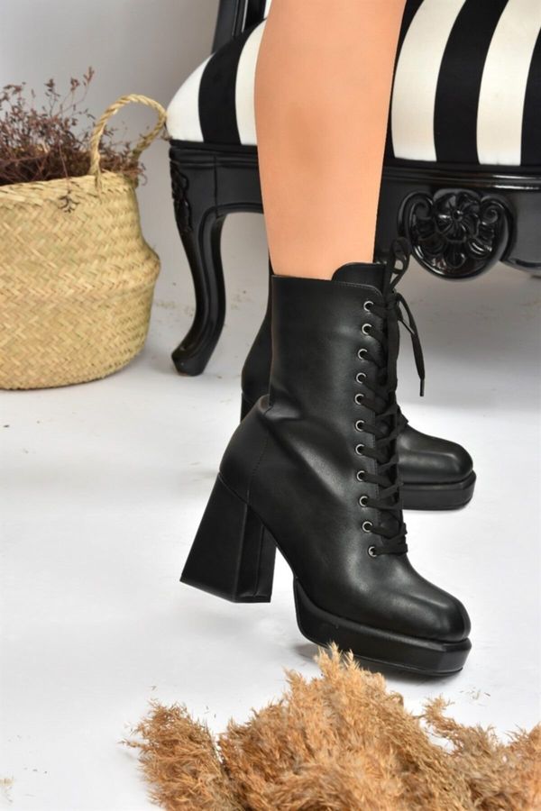 Fox Shoes Fox Shoes Women's Black Platform Heeled Boots
