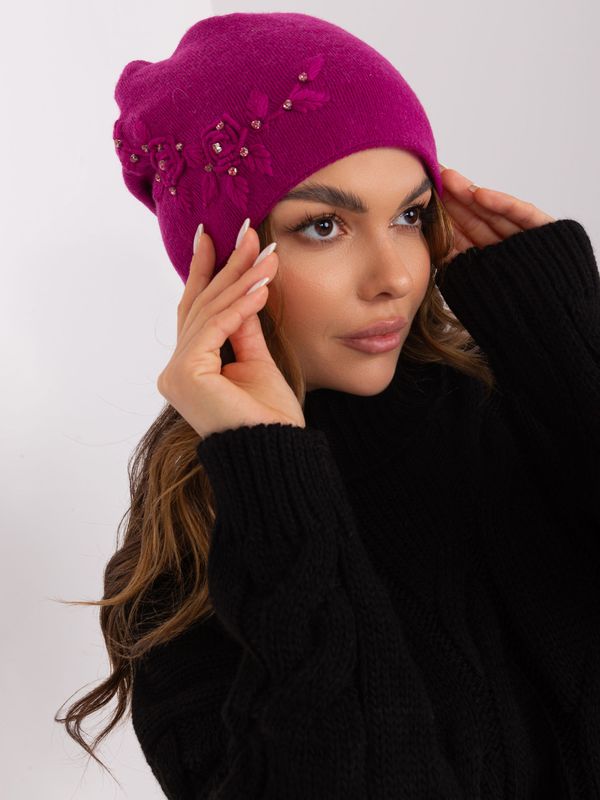 Fashionhunters Fuchsia winter hat with embroidery