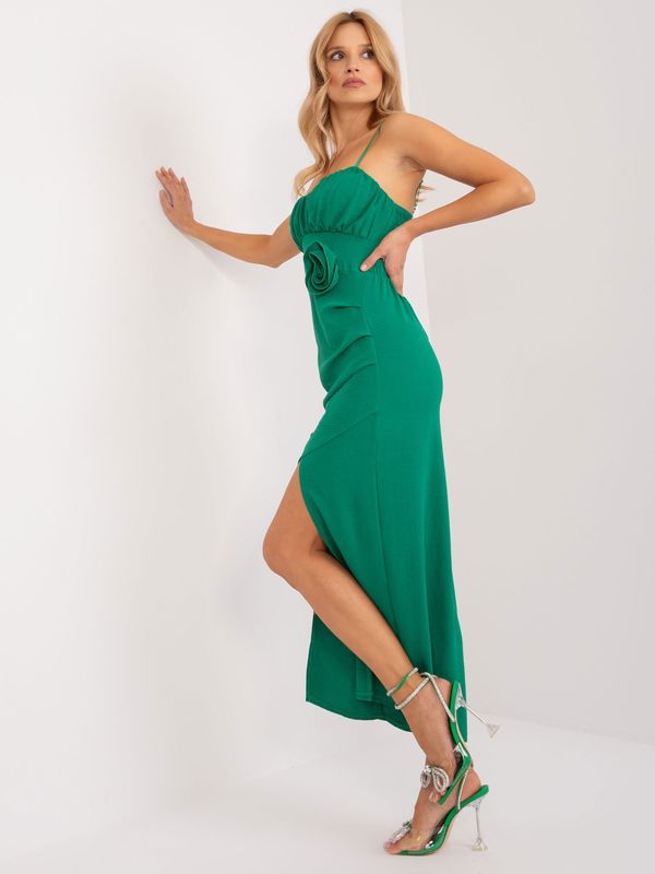 Fashionhunters Green cocktail dress with slit