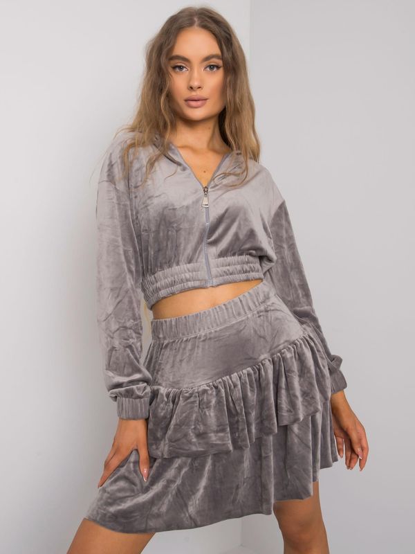 Fashionhunters Grey two-piece velour set