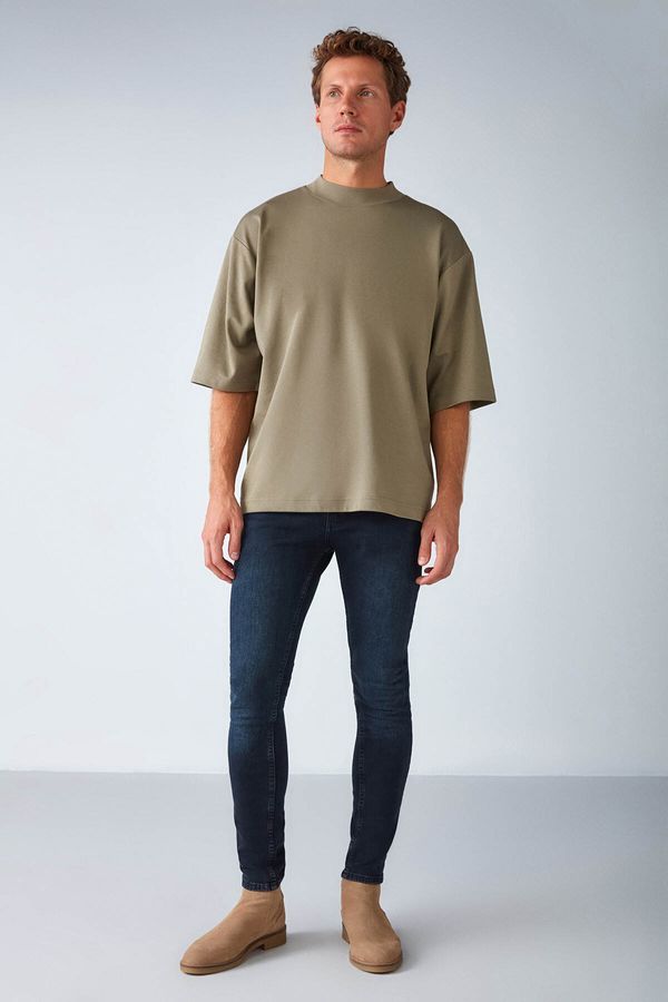GRIMELANGE GRIMELANGE Ascolı Men's Oversize Fit Special Thick Textured Fabric High Collar Khaki T-shirt