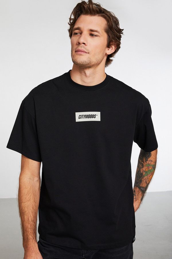 GRIMELANGE GRIMELANGE Invention Men's 100% Organic Cotton Thick Textured Printed Detailed Oversize Black T-shir