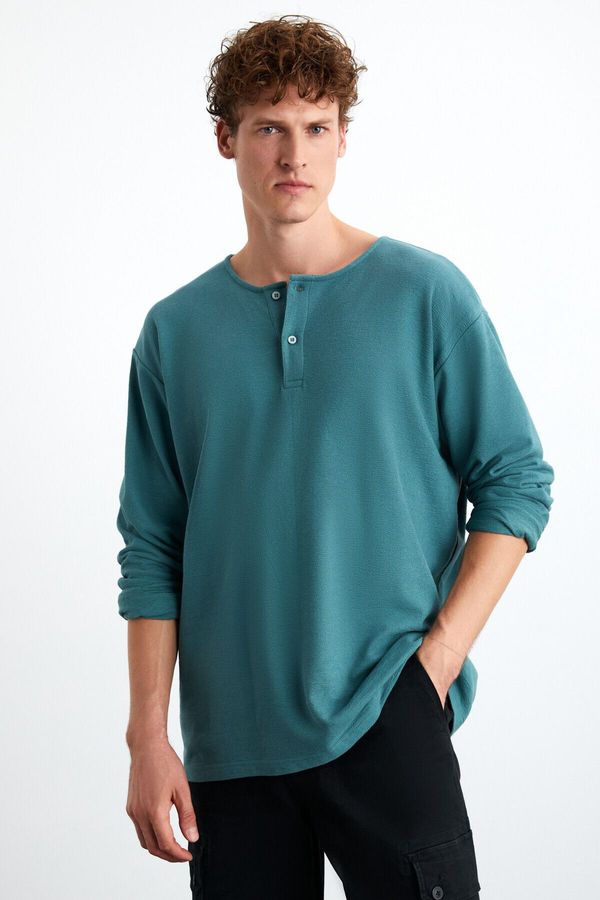 GRIMELANGE GRIMELANGE Lorenzo Men's Special Rustic Texture 100% Organic Cotton Button Detailed Regular Green Sweatshir