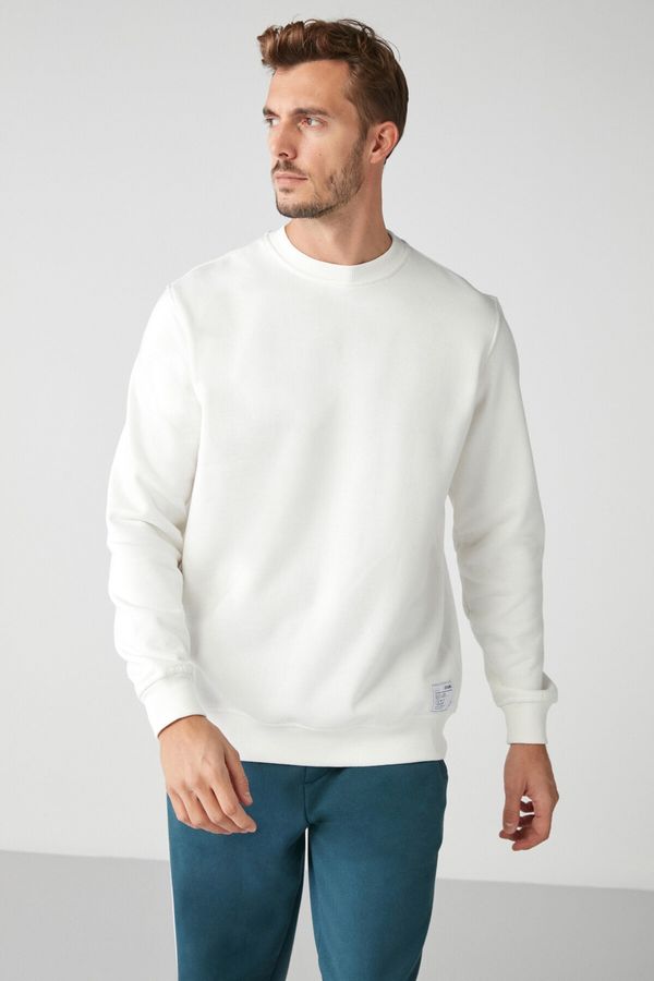 GRIMELANGE GRIMELANGE Travis Men's Soft Fabric Regular Fit Round Collar White Sweatshir