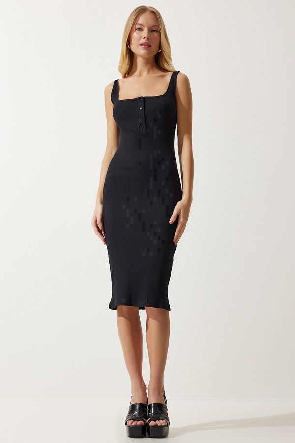Happiness İstanbul Happiness İstanbul Women&#39;s Black Button-Strapped Corduroy Knitted Dress