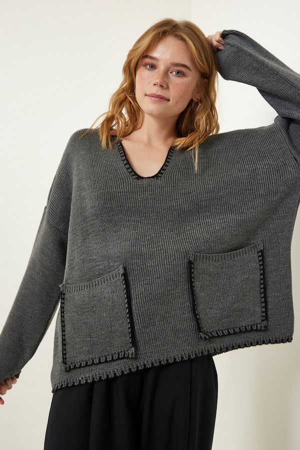 Happiness İstanbul Happiness İstanbul Women's Anthracite Stitch Detailed Pocket Knitwear Sweater