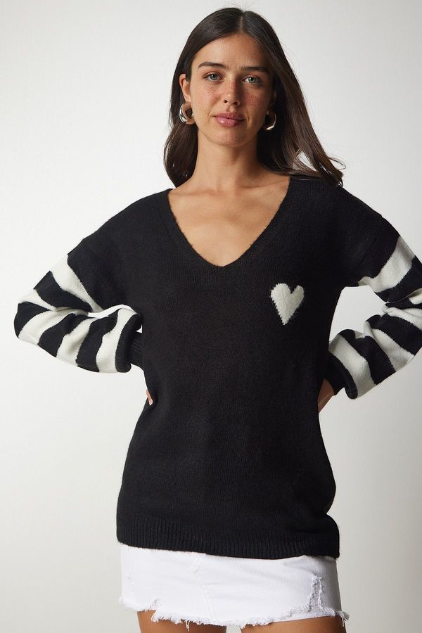 Happiness İstanbul Happiness İstanbul Women's Black and White Color Block Color V Neck Knitwear Sweater