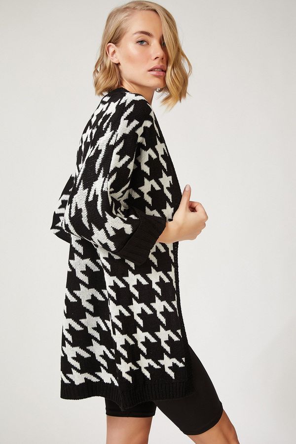 Happiness İstanbul Happiness İstanbul Women's Black and White Patterned Loose Knitwear Cardigan