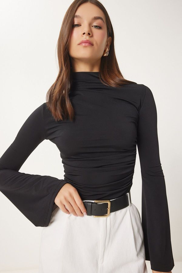 Happiness İstanbul Happiness İstanbul Women's Black Spanish Sleeve Gathered Sandy Knitted Blouse